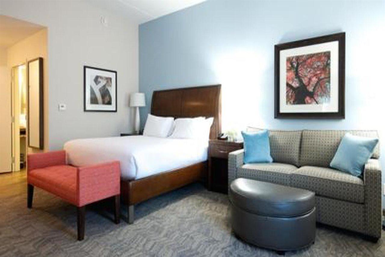Hilton Garden Inn Хикори Экстерьер фото